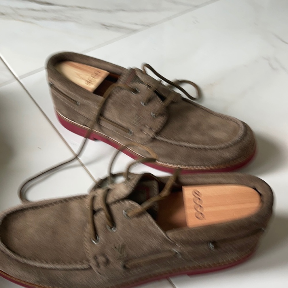 Louis Vuitton tie slip on. very comfortable